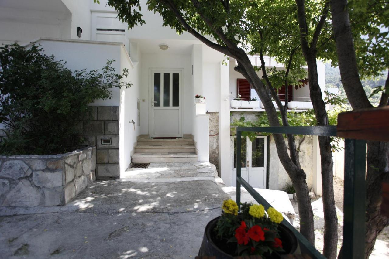 Apartments Rustica Макарска Екстериор снимка