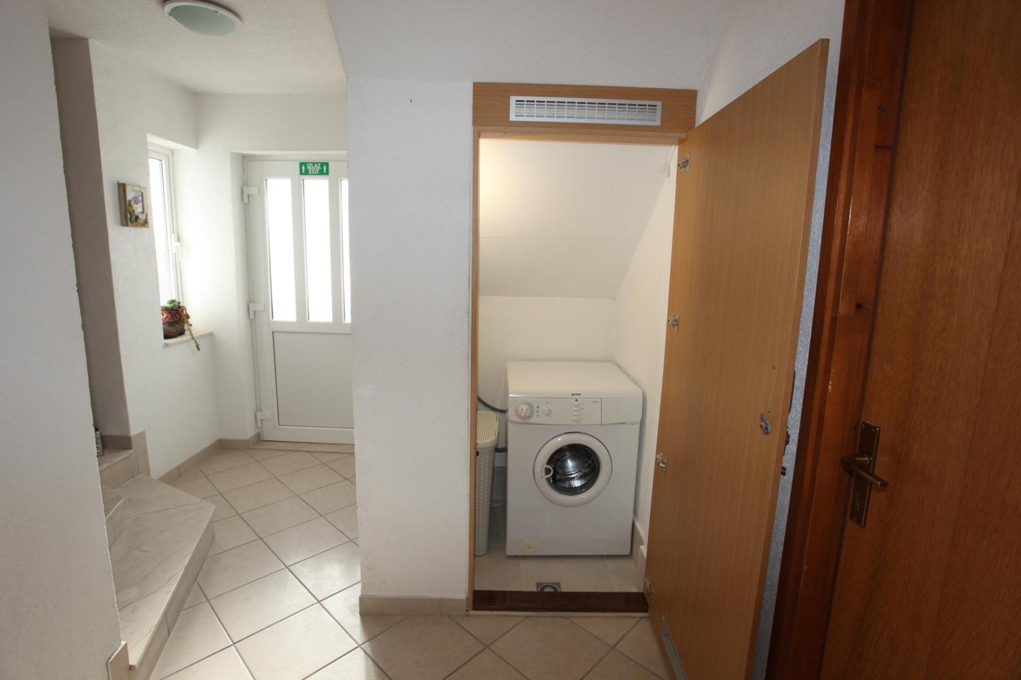 Apartments Rustica Макарска Екстериор снимка