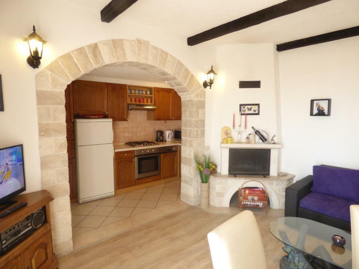 Apartments Rustica Макарска Екстериор снимка
