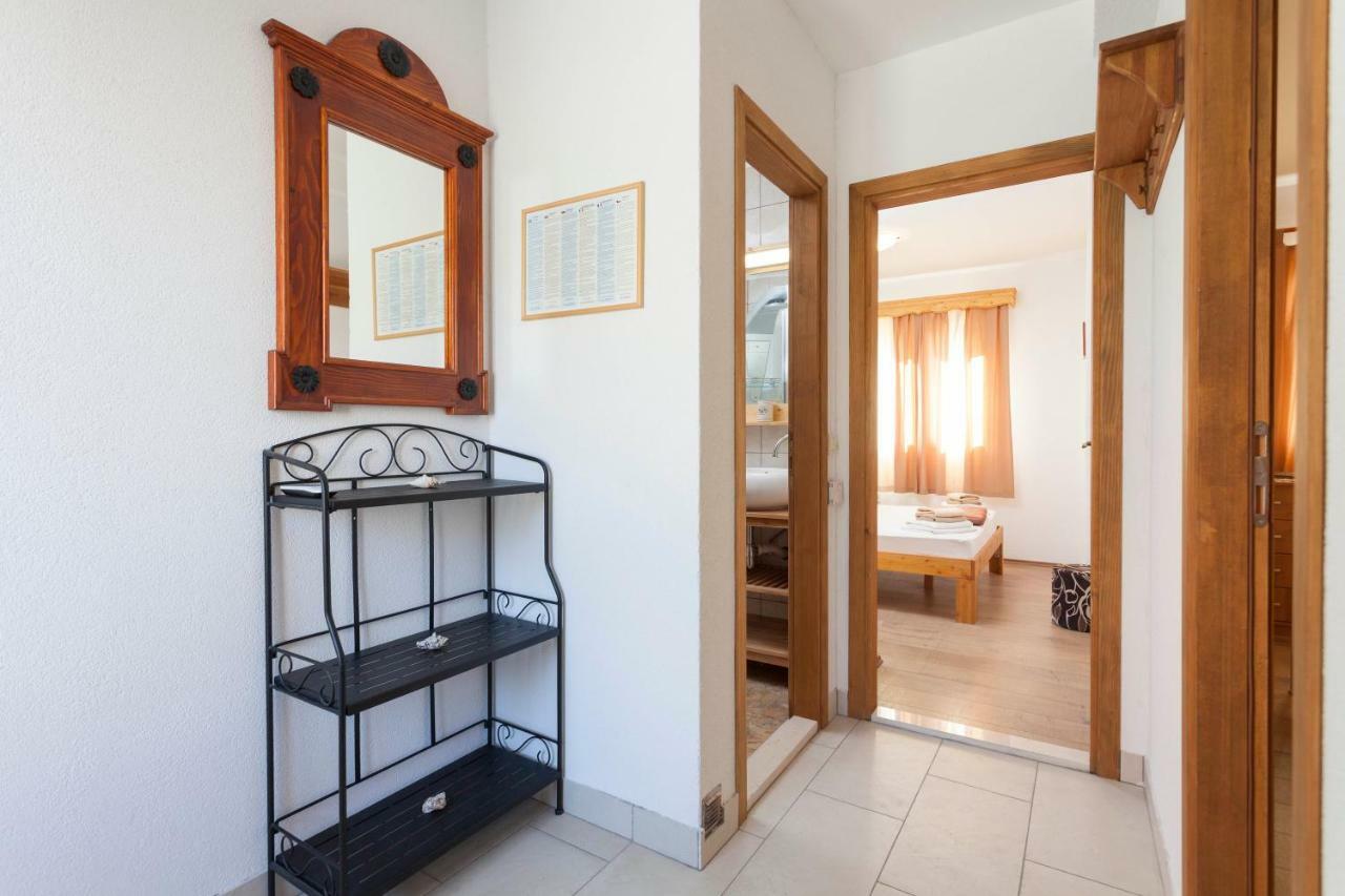 Apartments Rustica Макарска Екстериор снимка